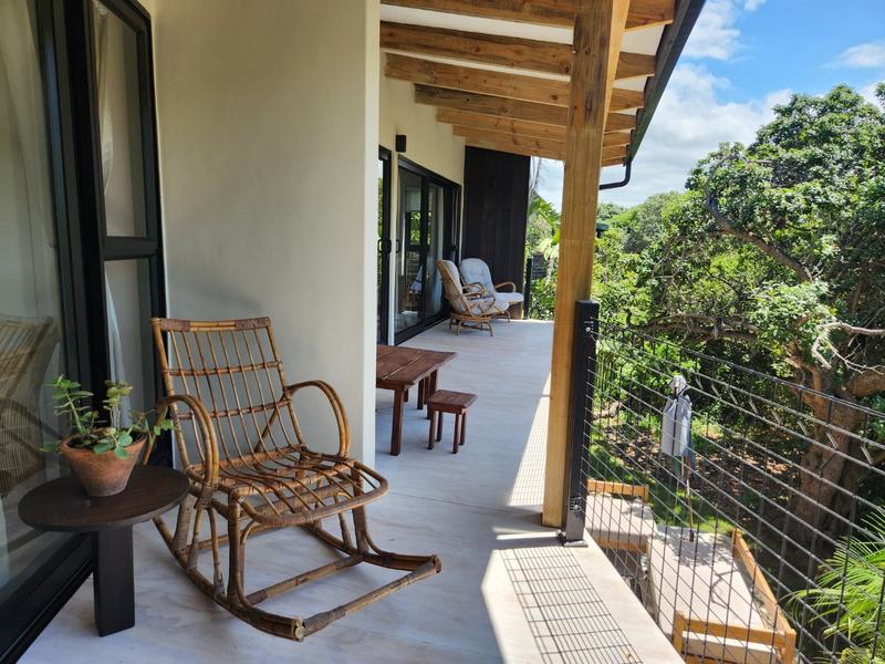 To Let 4 Bedroom Property for Rent in Keurboomstrand Western Cape